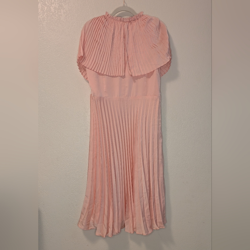 Sarah Luton Sleeveless Midi Dress With Cape Collar - Picture 9 of 11